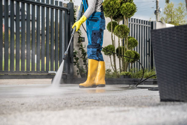 Why Choose Our Certified Pressure Washing Experts for Your Project Needs in Schaumburg, IL?